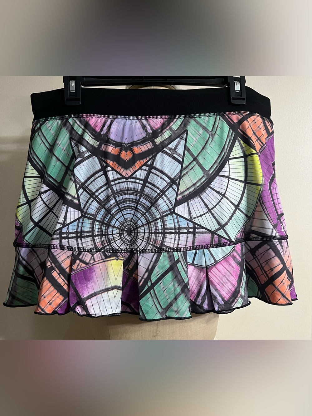 Sofibella Stained Glass Print Skort with Short Liner Size XL